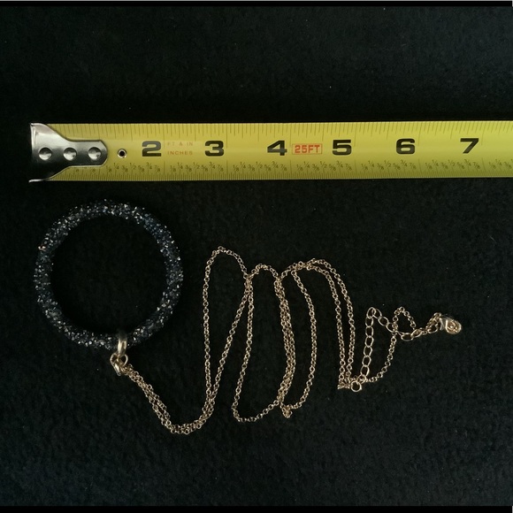 Druzy Circle Pendant Necklace - Picture 5 of 6